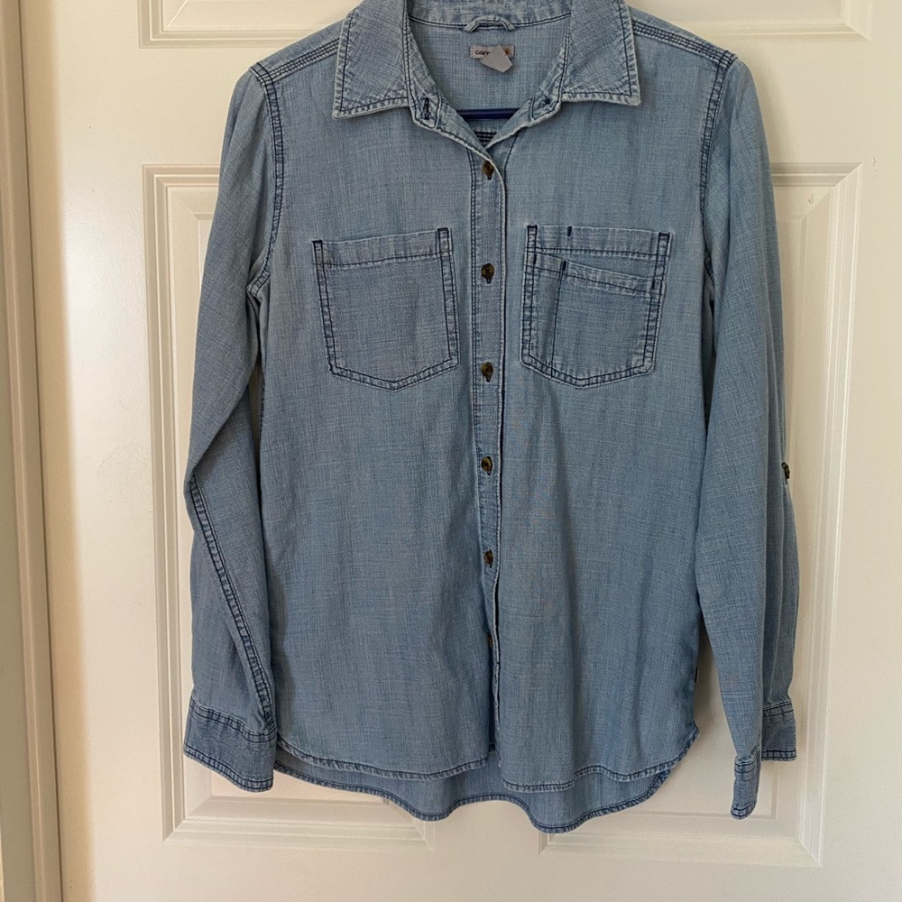 Carhartt Women’s Lightweight Denim Button-down Size Small (4/6)
